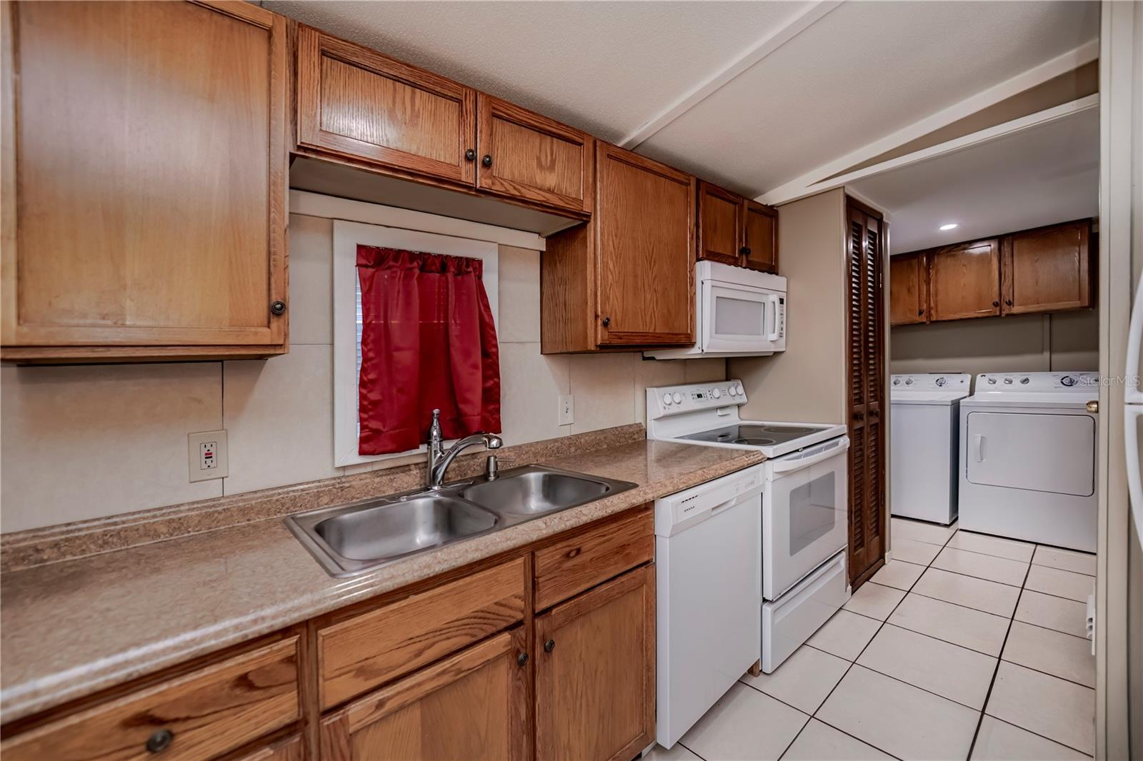 Image 20 of 69 For 15312 Mango Drive