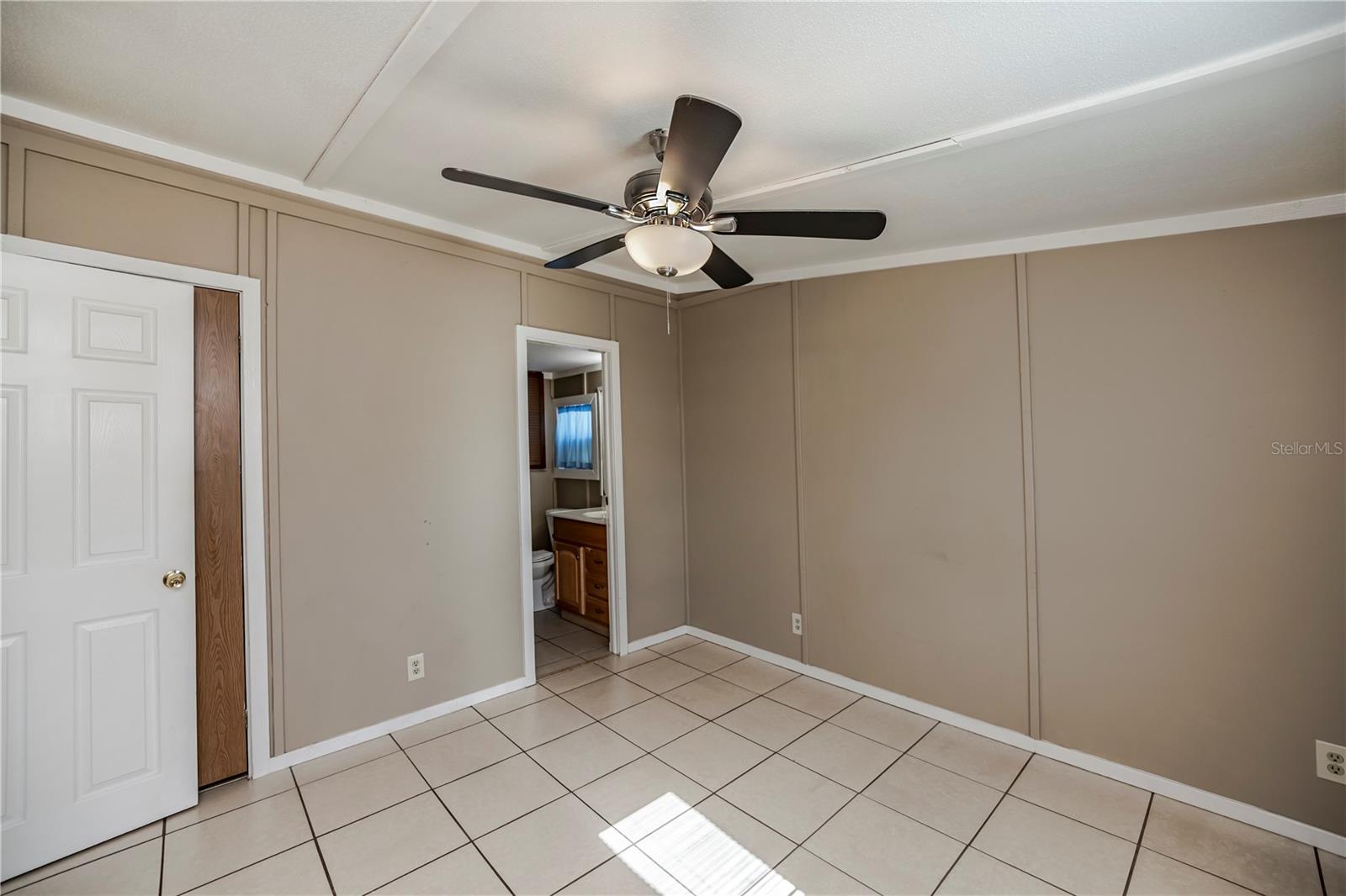 Image 29 of 69 For 15312 Mango Drive