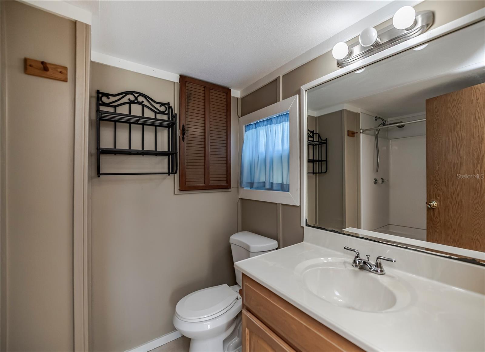 Image 33 of 69 For 15312 Mango Drive