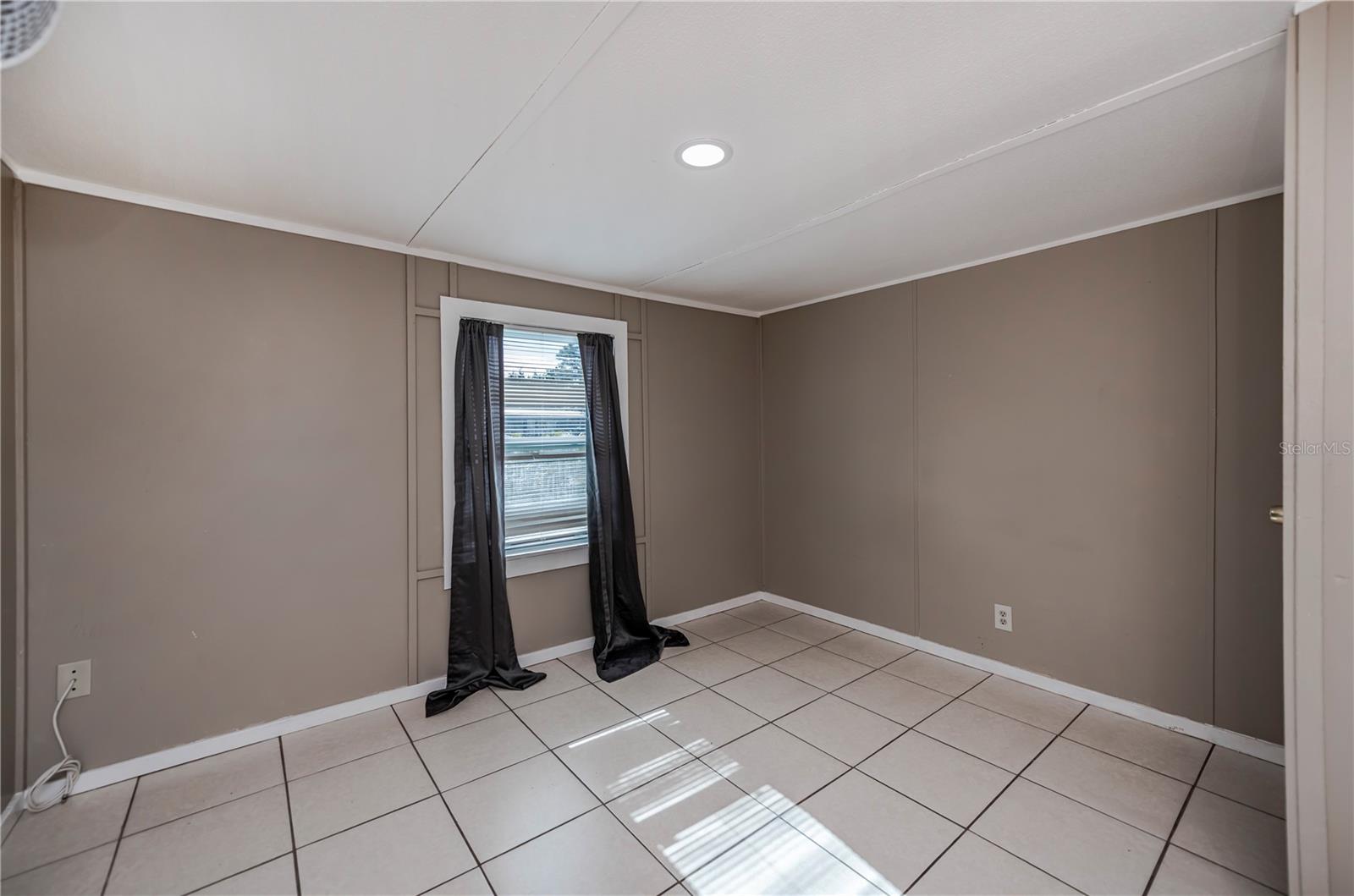 Image 35 of 69 For 15312 Mango Drive