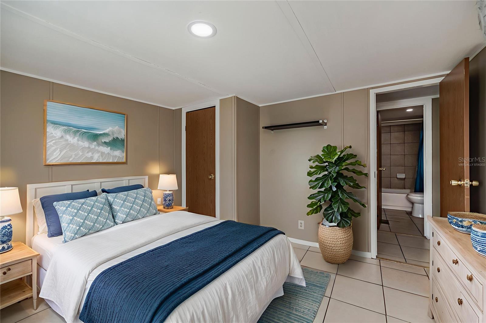 Image 36 of 69 For 15312 Mango Drive