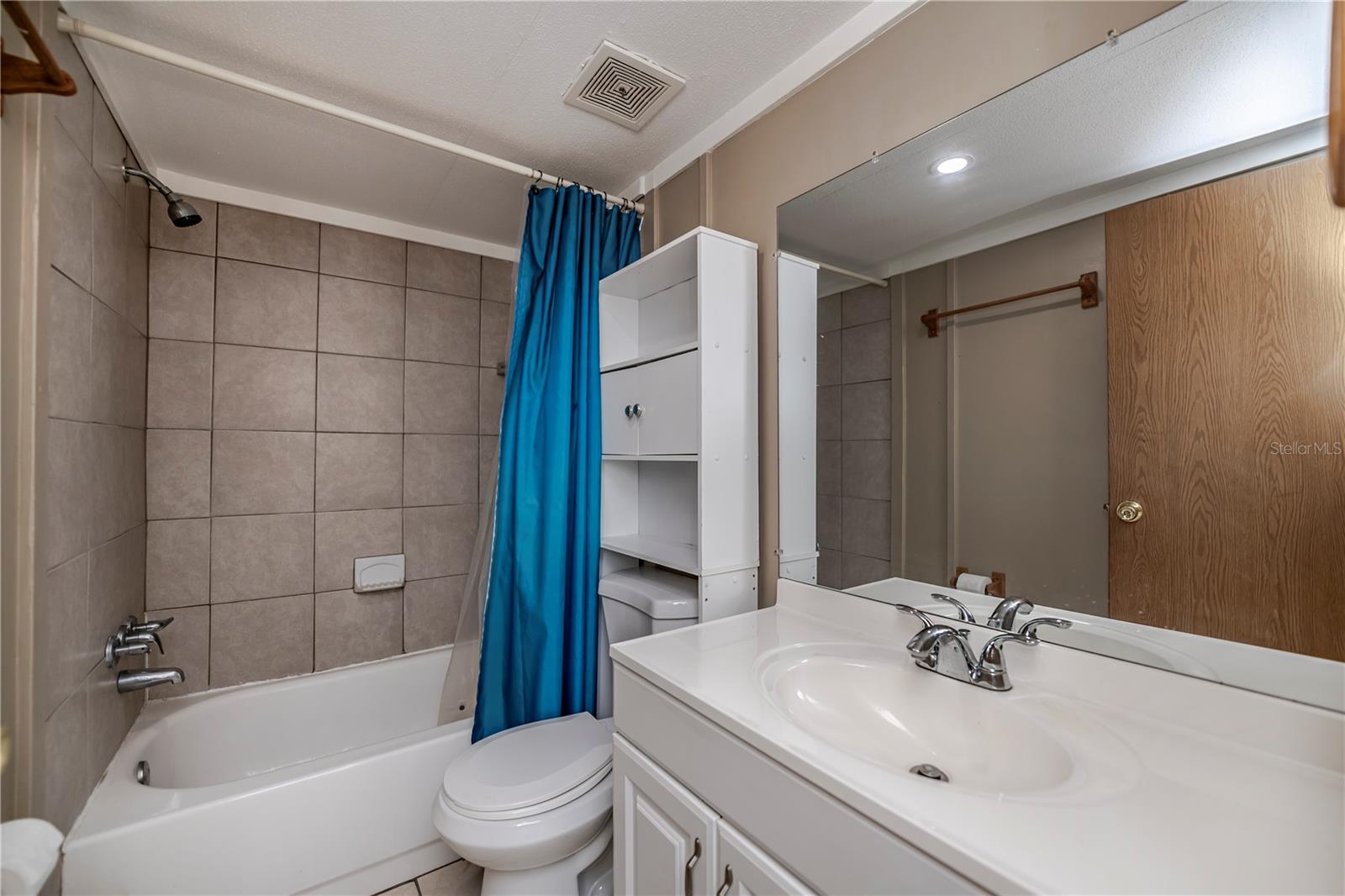 Image 39 of 69 For 15312 Mango Drive