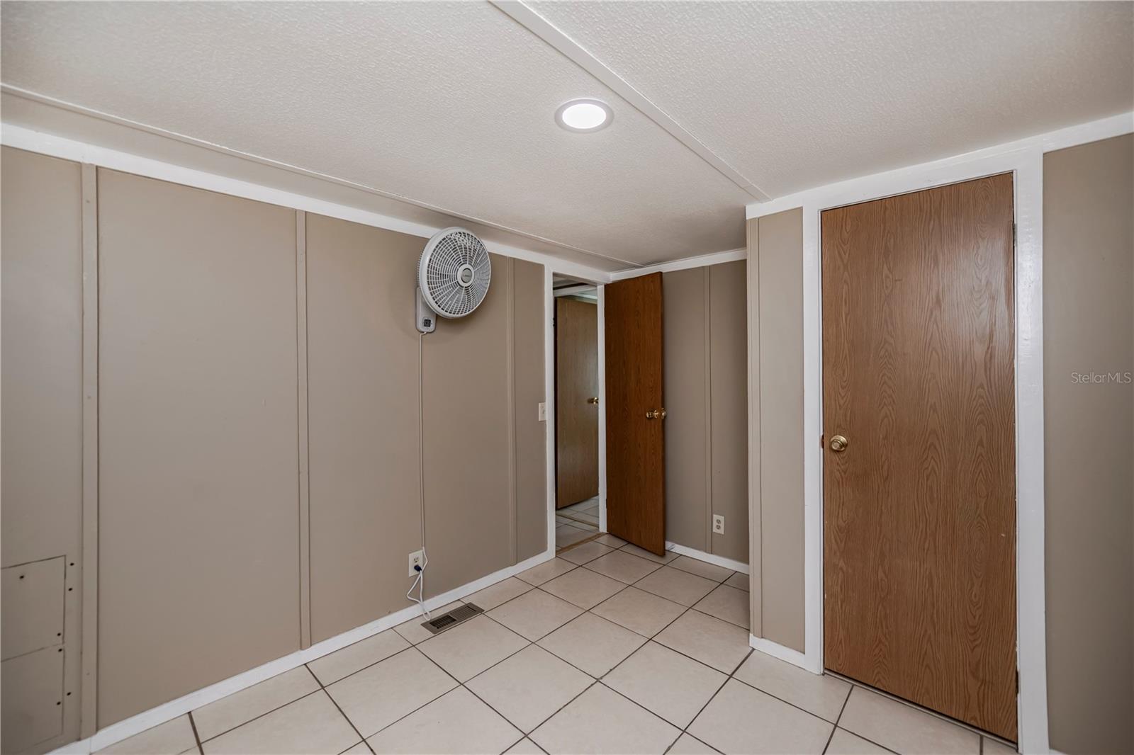 Image 43 of 69 For 15312 Mango Drive