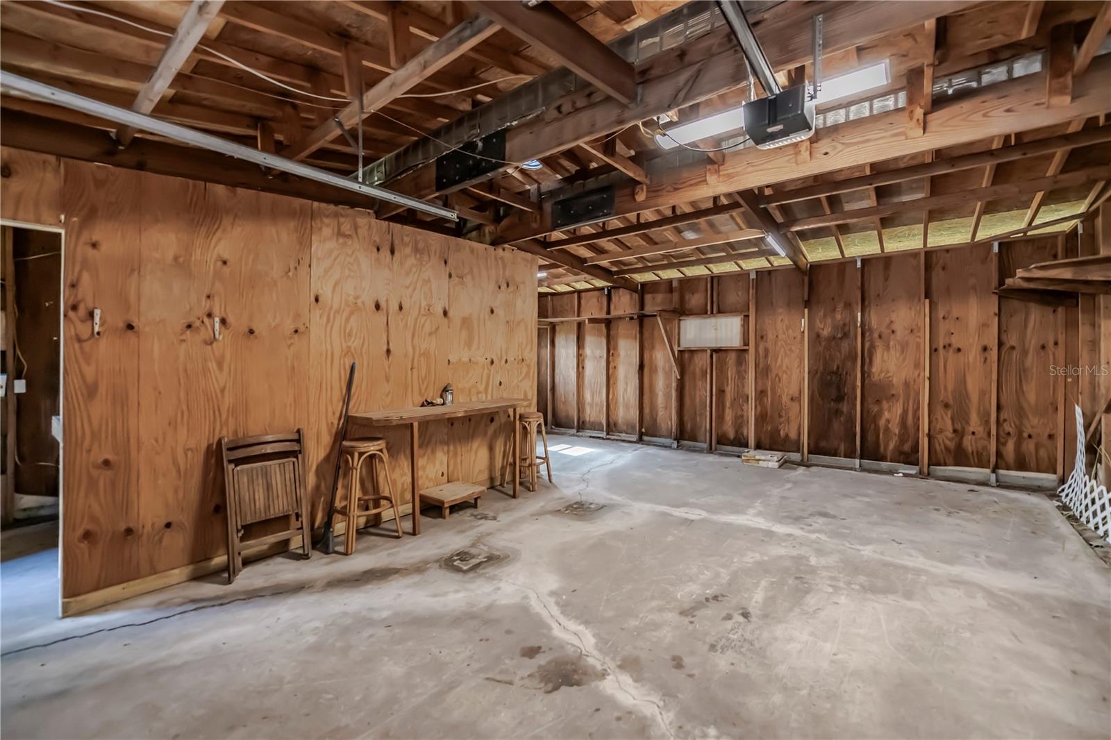 Image 6 of 69 For 15312 Mango Drive