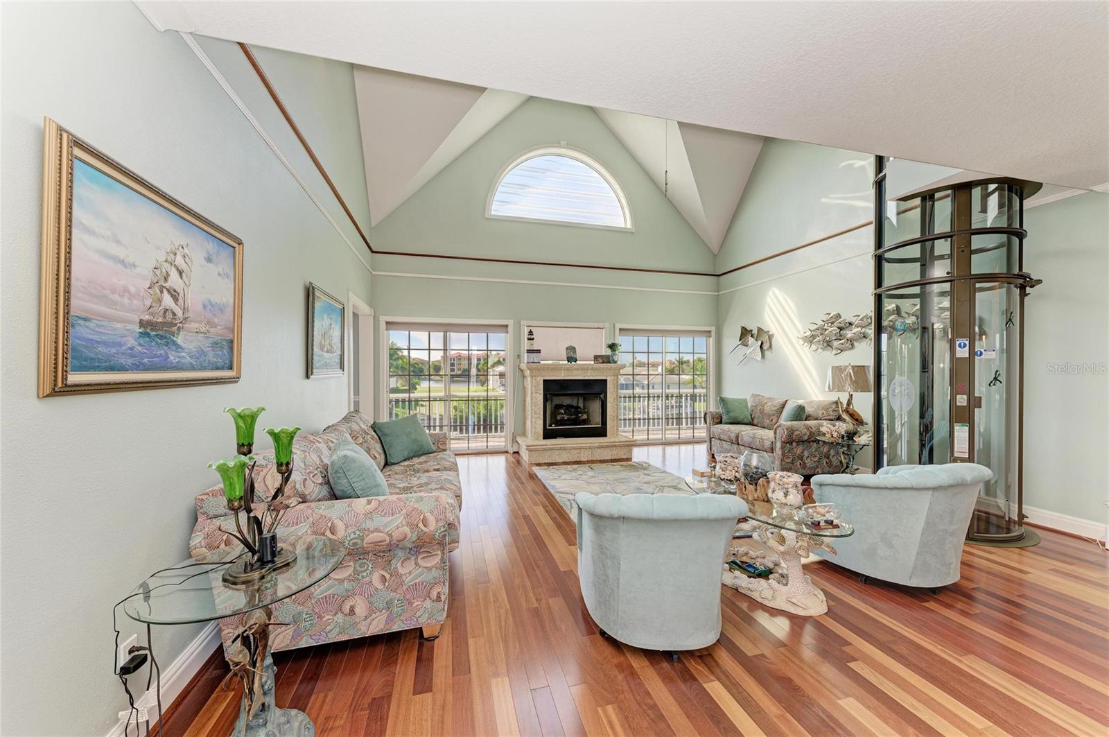 Image 10 of 74 For 2839 Coral Way