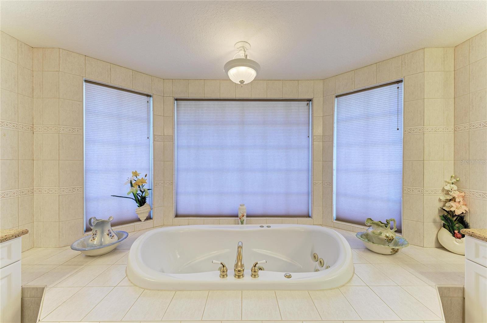 Image 33 of 74 For 2839 Coral Way