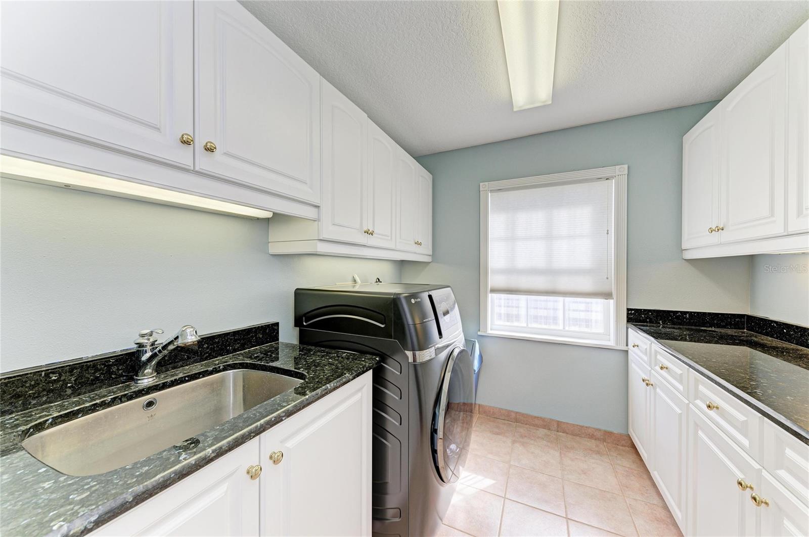 Image 54 of 74 For 2839 Coral Way