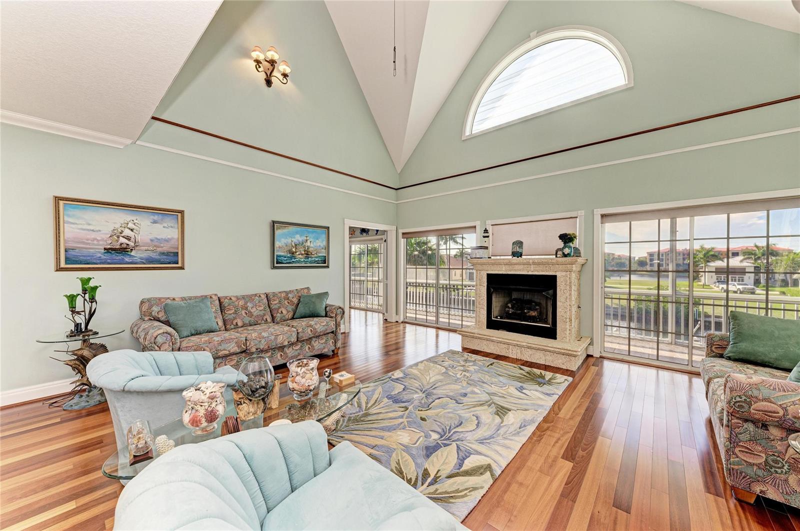 Image 9 of 74 For 2839 Coral Way