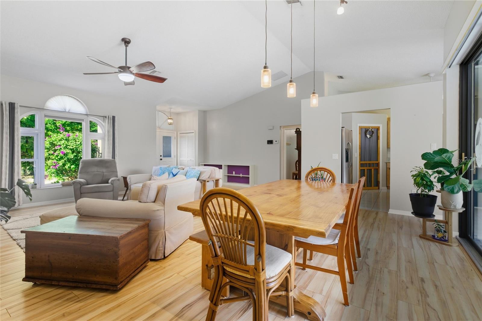 Image 12 of 44 For 7490 Spinnaker Boulevard