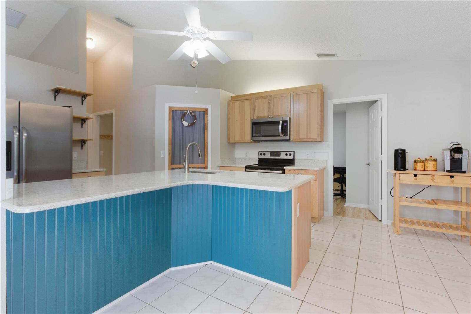 Image 17 of 44 For 7490 Spinnaker Boulevard