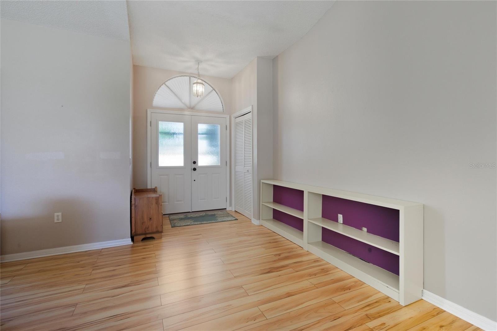 Image 6 of 44 For 7490 Spinnaker Boulevard