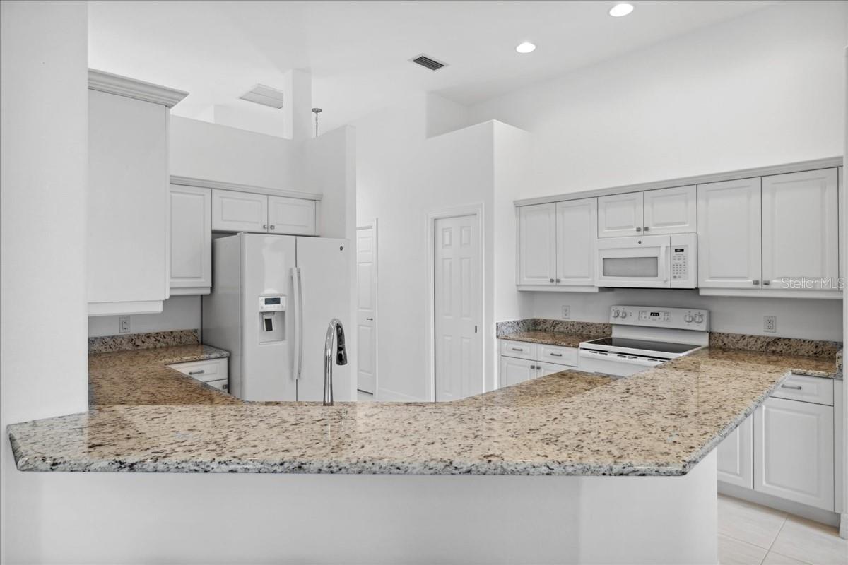 Image 5 of 27 For 7116 Quigley Street