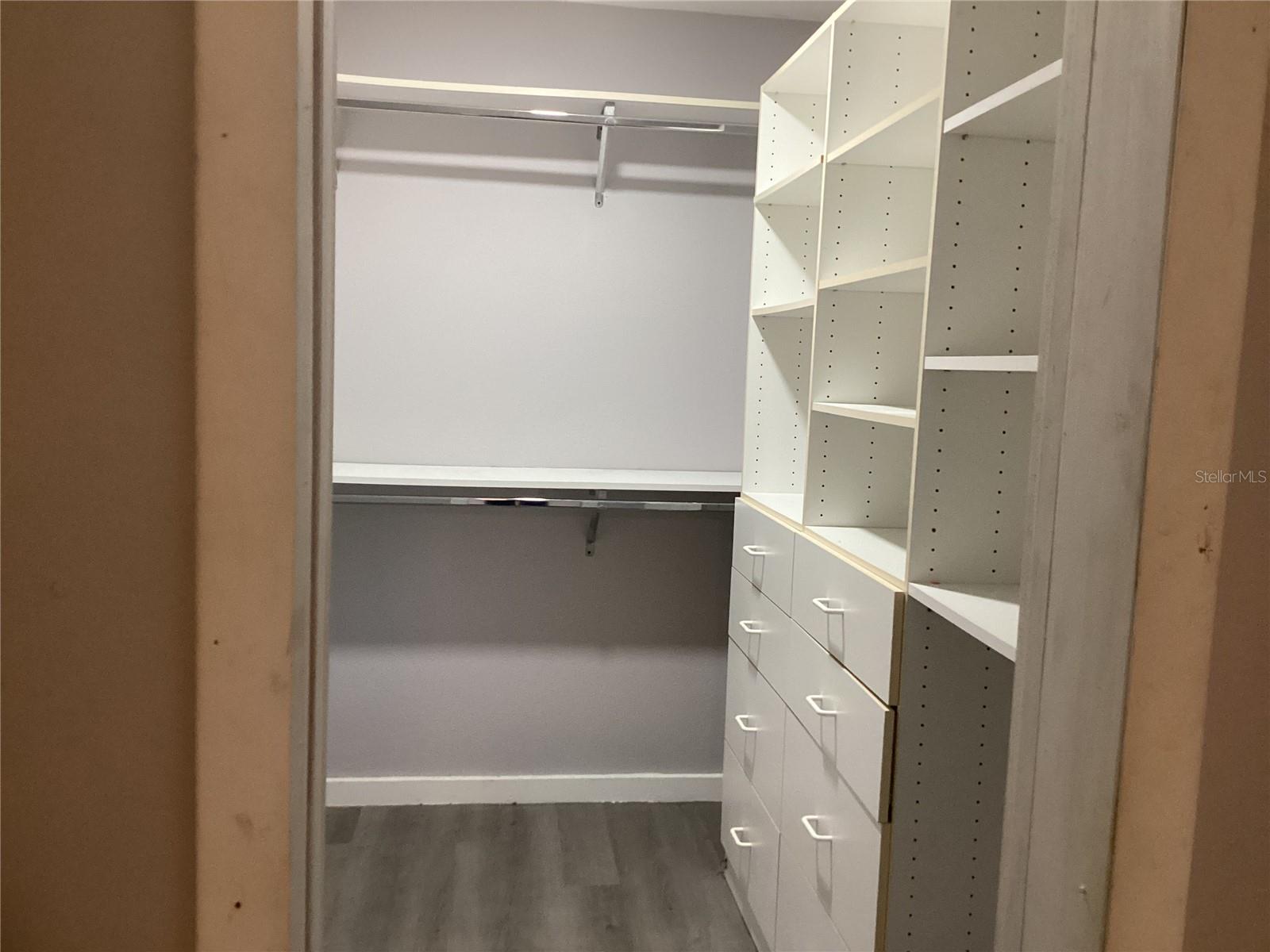 Image 17 of 45 For 2253 Alton Road