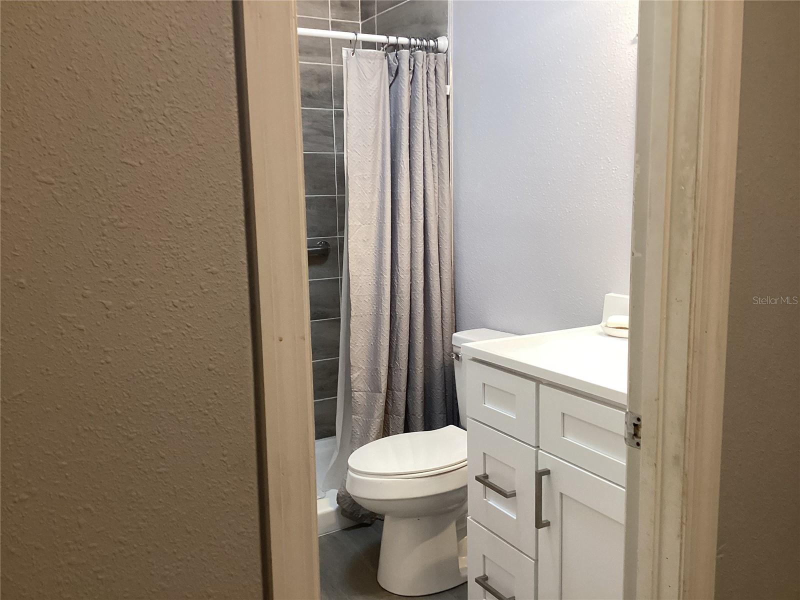 Image 24 of 45 For 2253 Alton Road