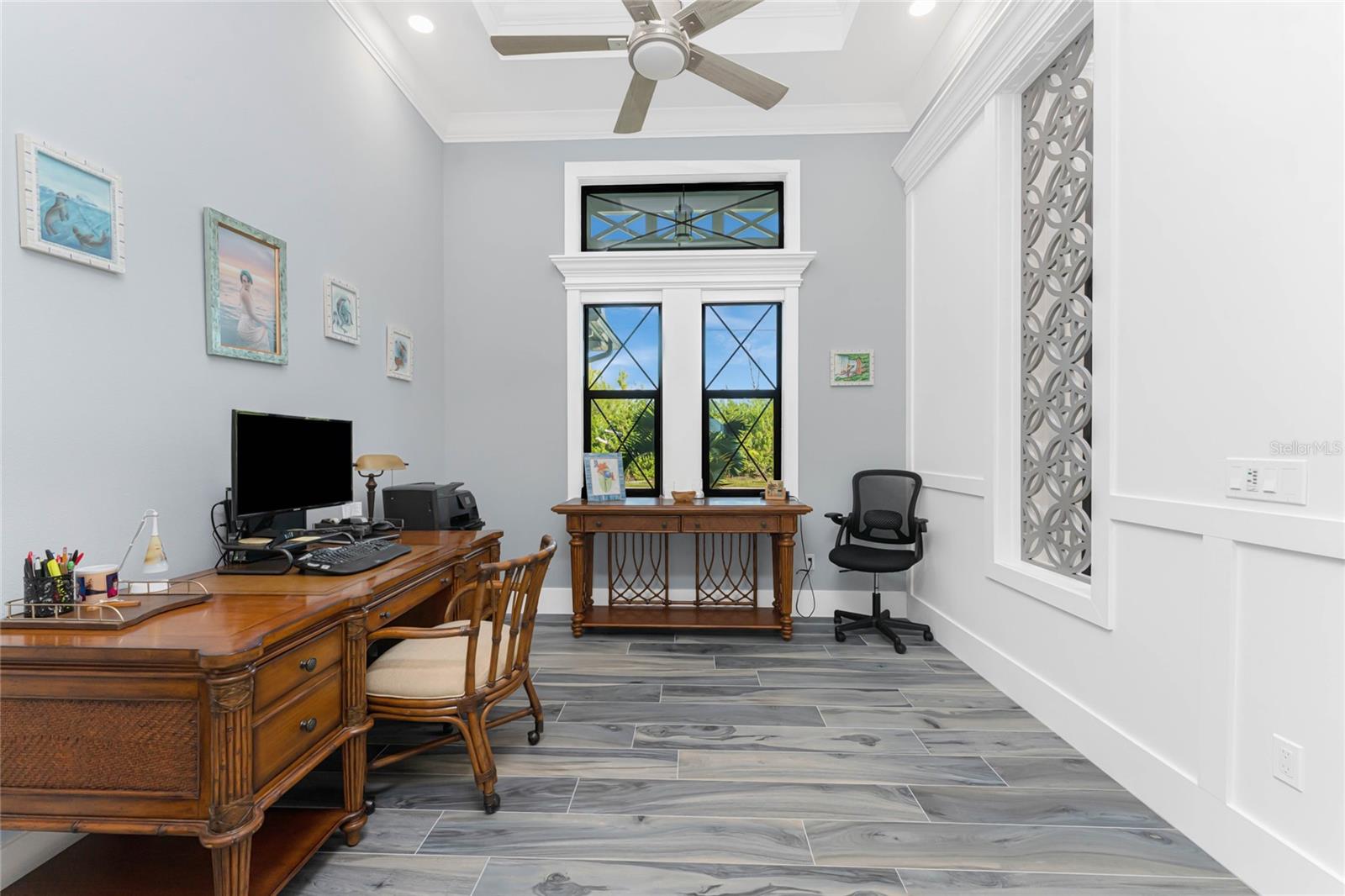 Listing photo id 19 for 16668 Liggett Circle