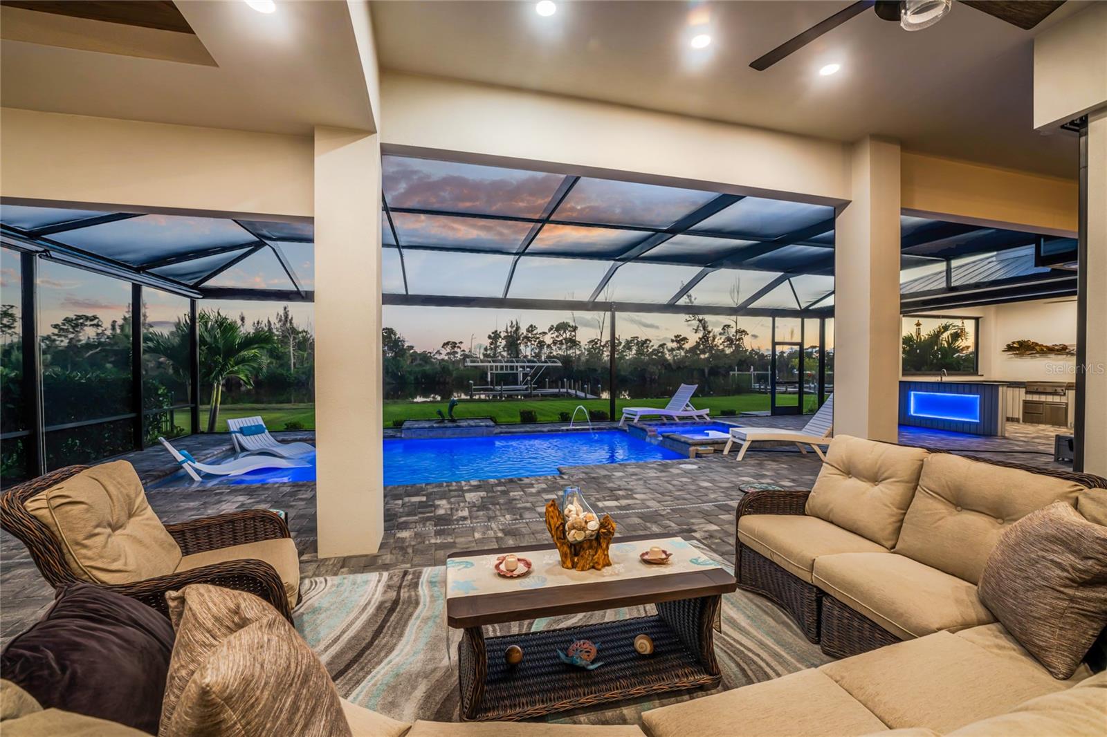 Listing photo id 31 for 16668 Liggett Circle