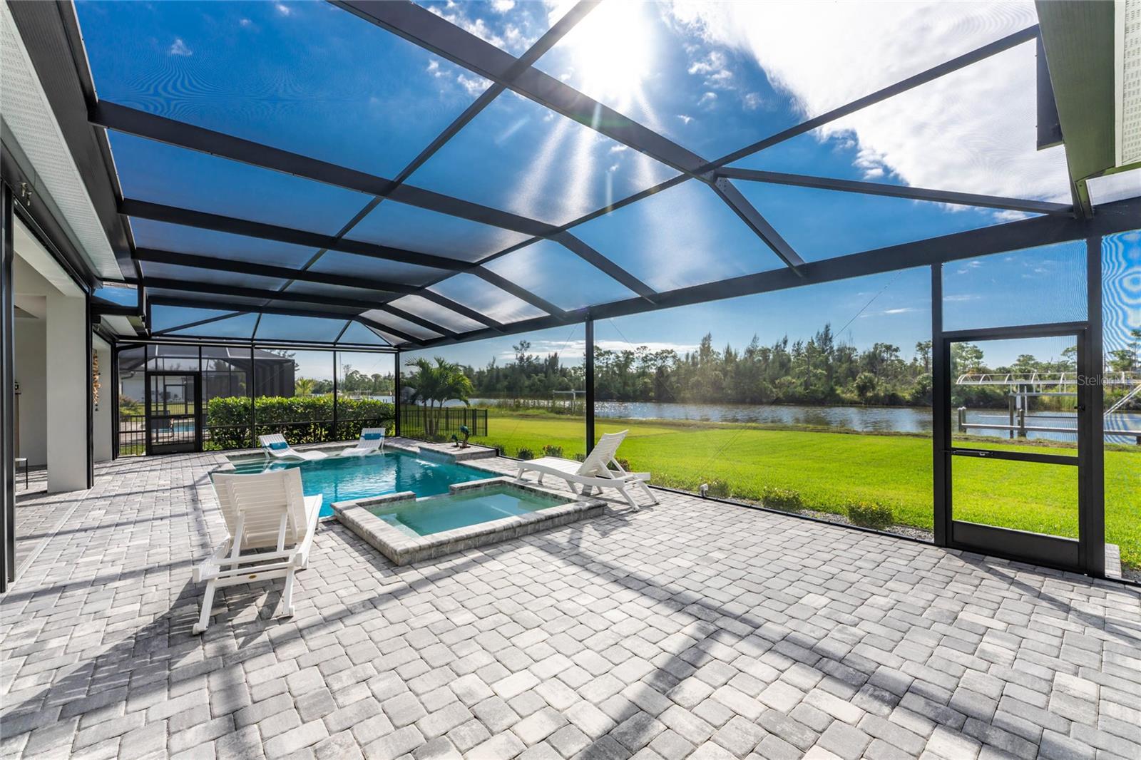 Listing photo id 54 for 16668 Liggett Circle