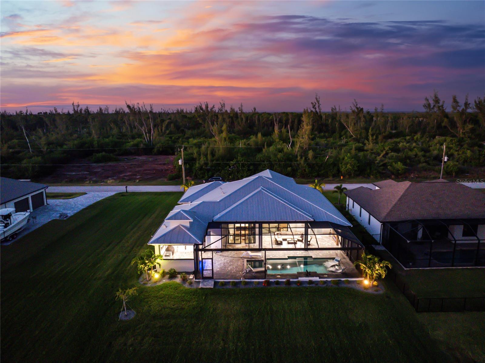 Listing photo id 64 for 16668 Liggett Circle