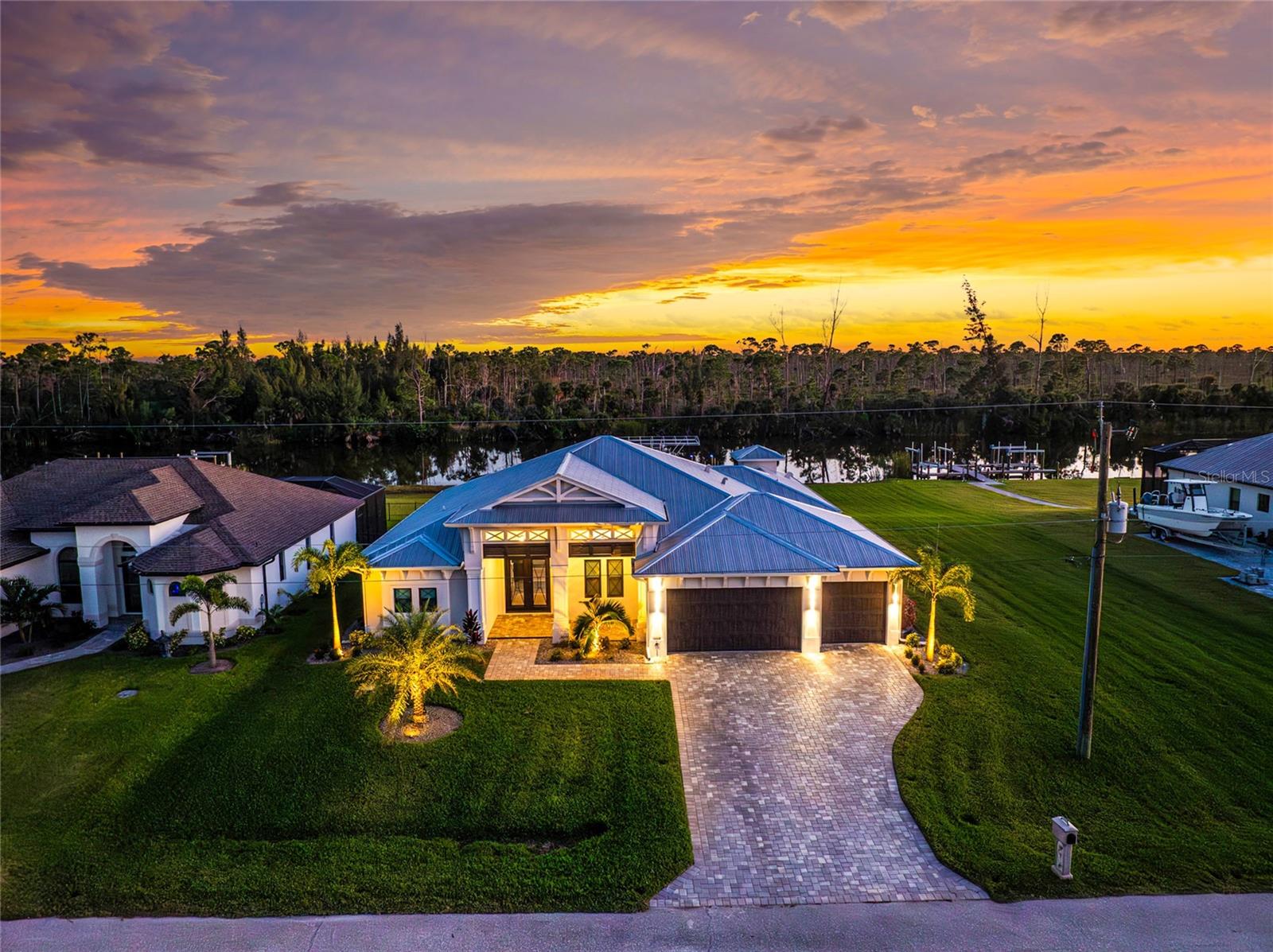 Listing photo id 78 for 16668 Liggett Circle