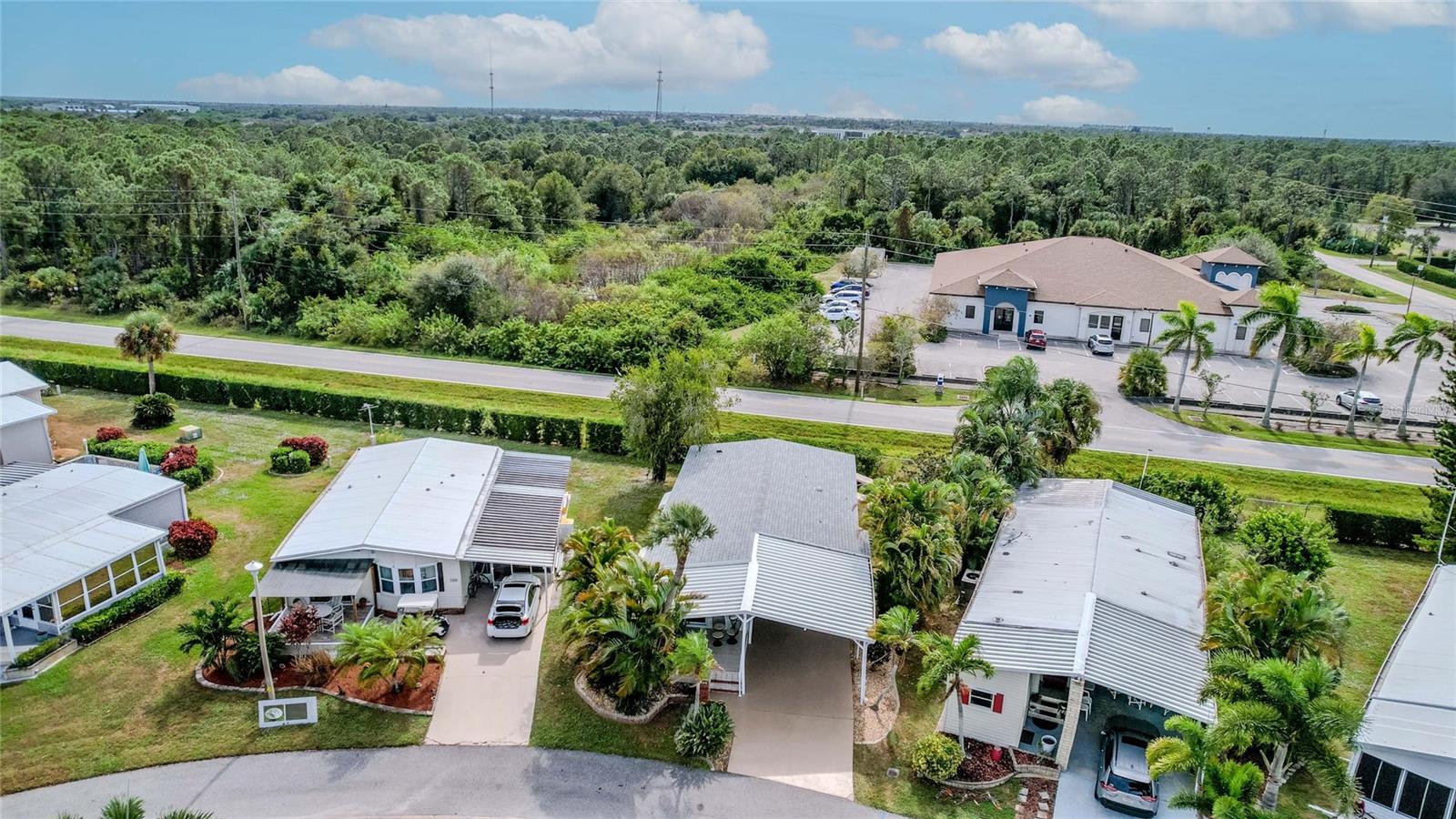 Image 16 of 67 For 2100 Kings Highway 1008