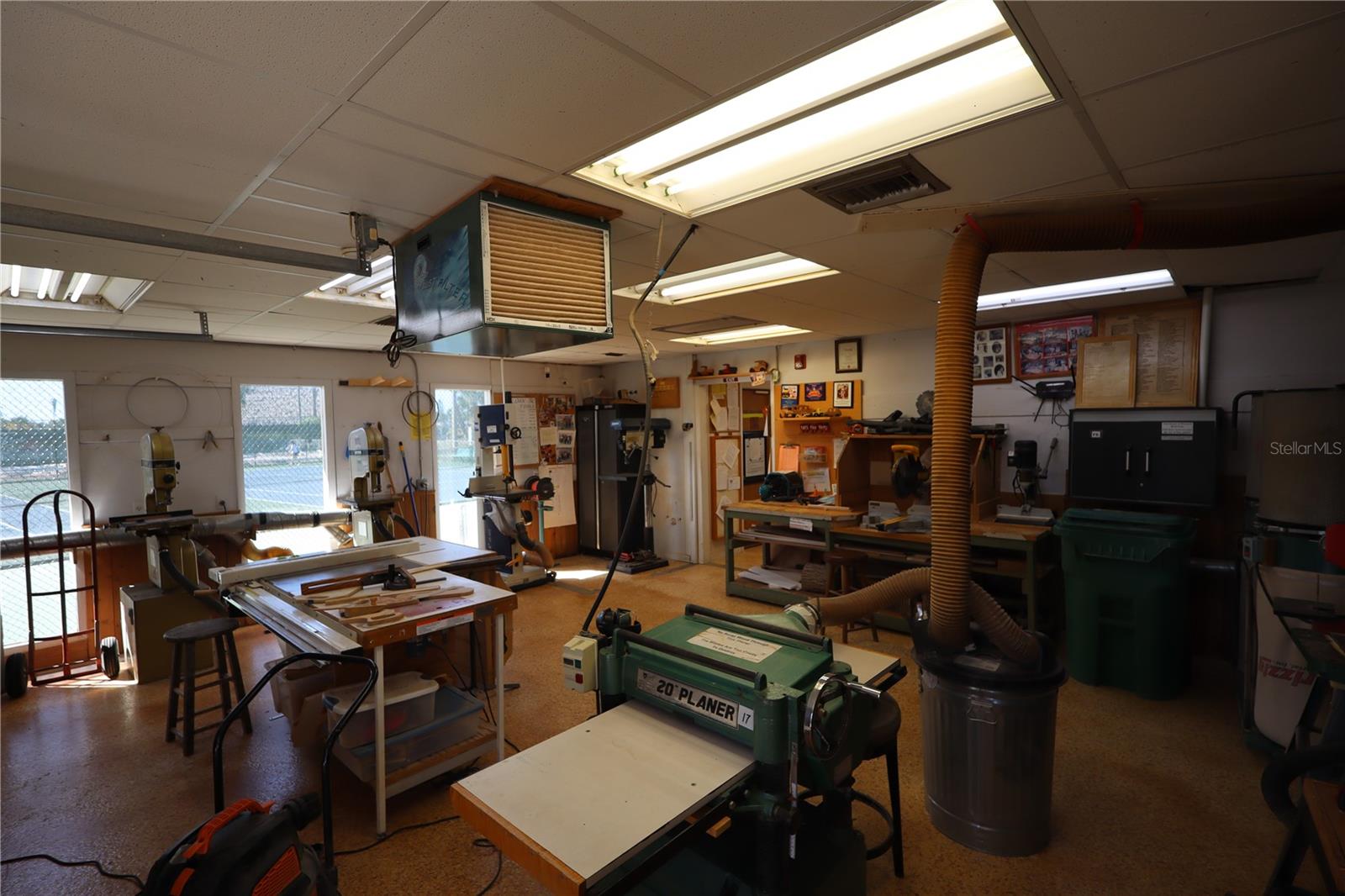 Image 50 of 67 For 2100 Kings Highway 1008