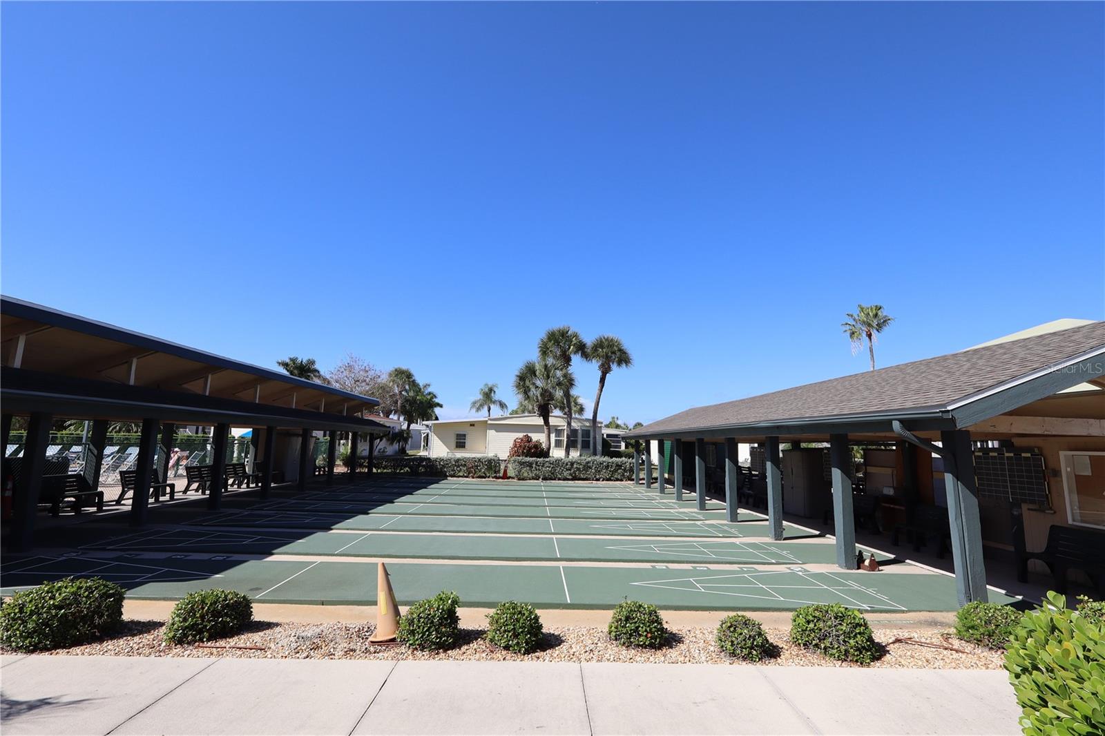 Image 57 of 67 For 2100 Kings Highway 1008