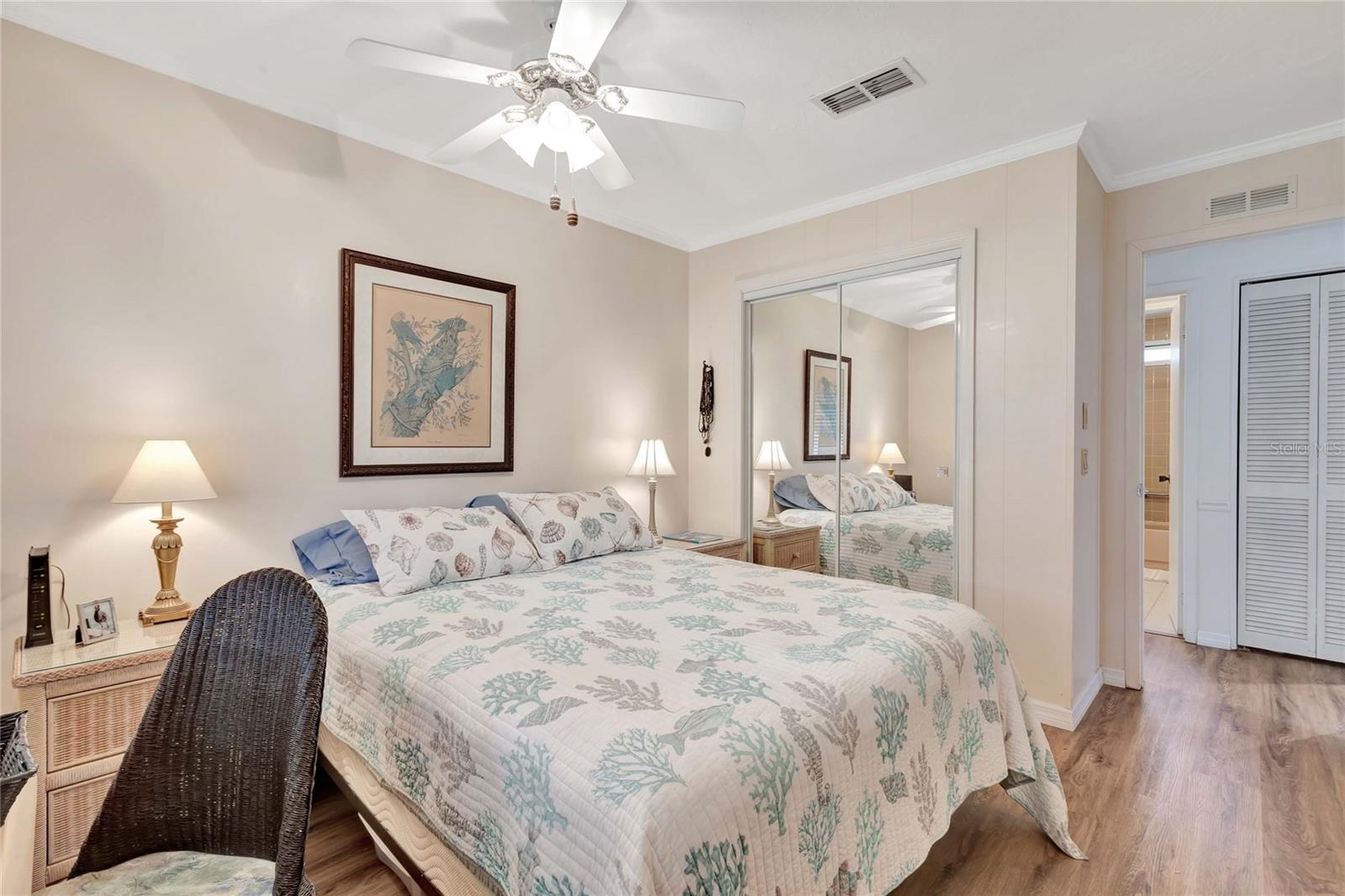 Image 8 of 67 For 2100 Kings Highway 1008