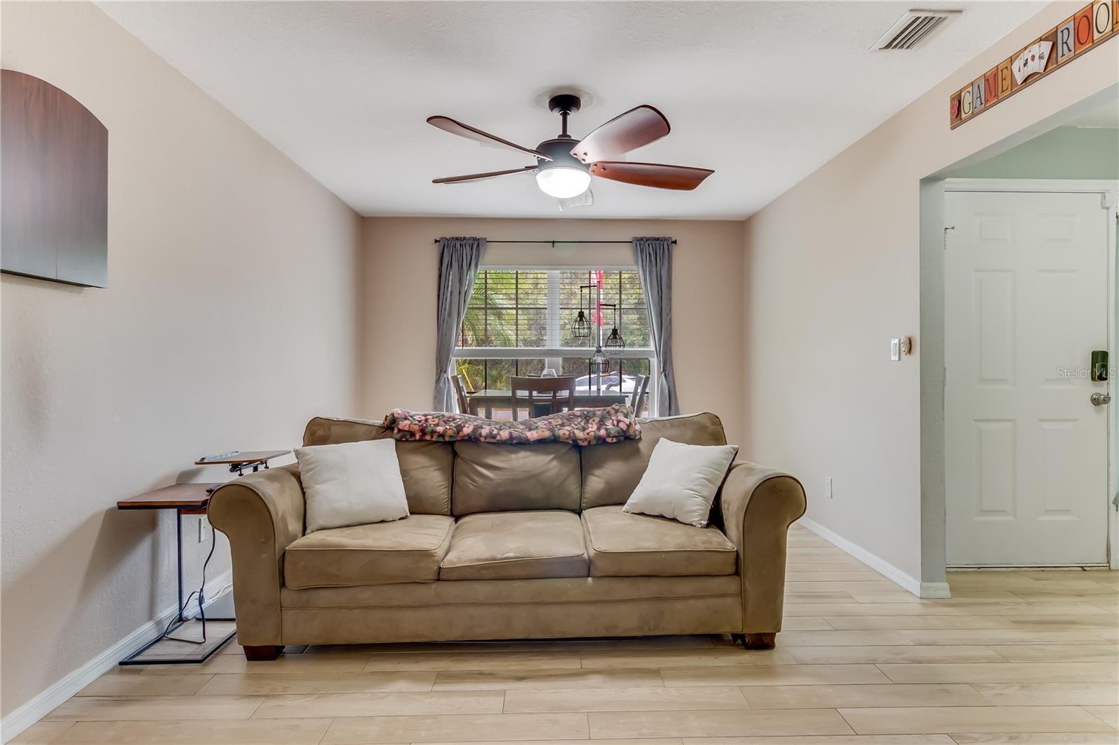 Image 13 of 42 For 5122 Balmor Terrace