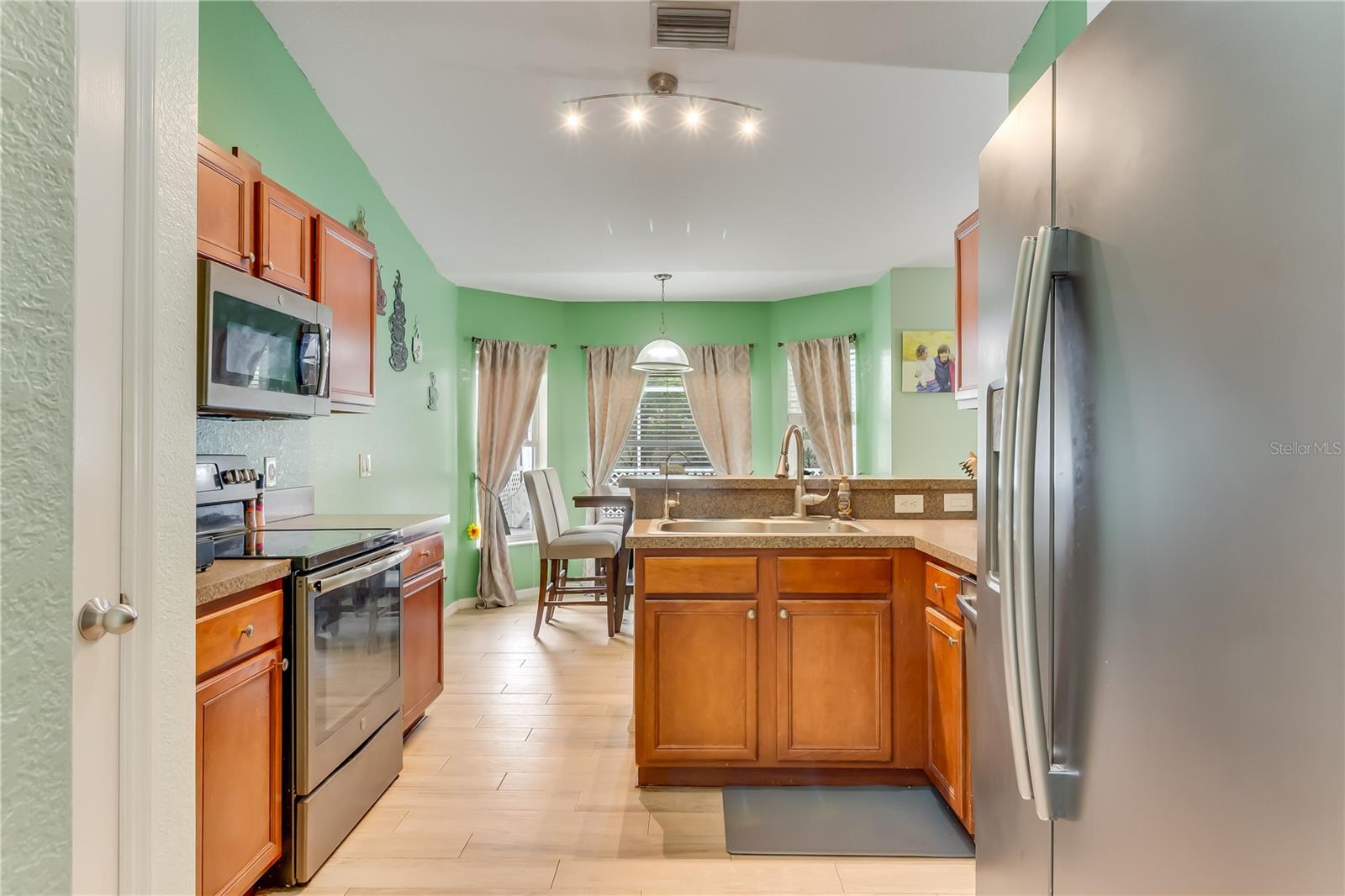 Image 20 of 42 For 5122 Balmor Terrace