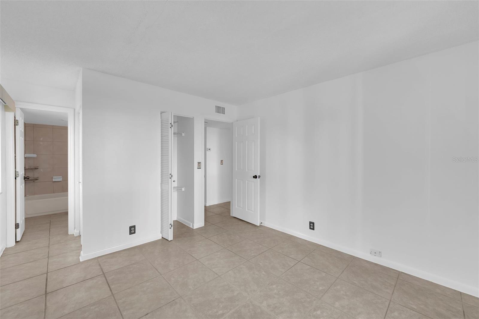 Image 14 of 23 For 2875 Palm Beach Boulevard 205