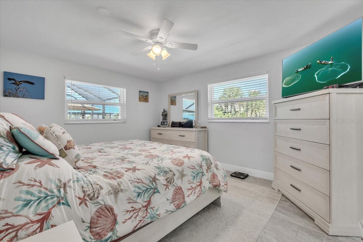 Listing photo id 22 for 24260 Henry Morgan Boulevard