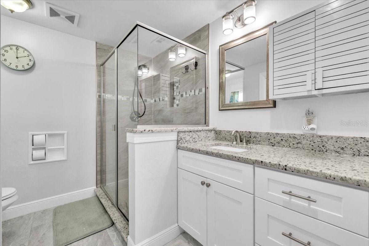 Listing photo id 25 for 24260 Henry Morgan Boulevard