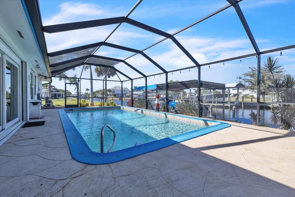 Listing photo id 33 for 24260 Henry Morgan Boulevard