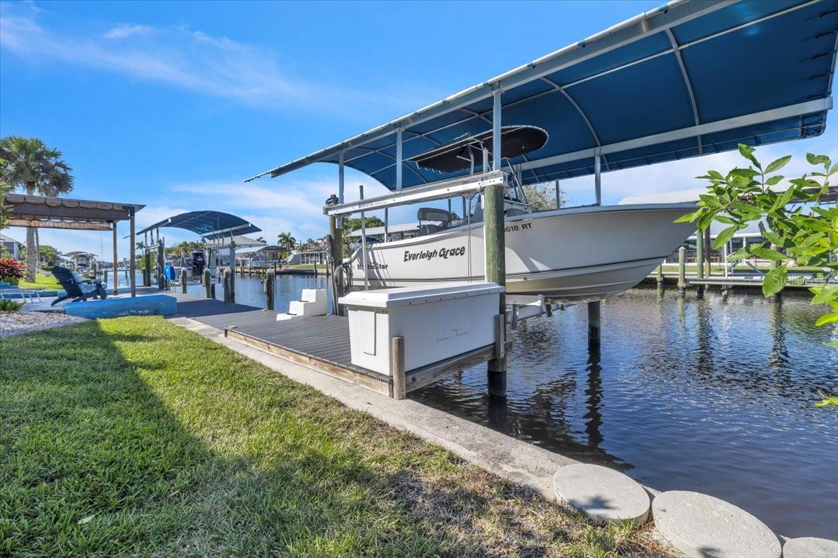 Listing photo id 37 for 24260 Henry Morgan Boulevard