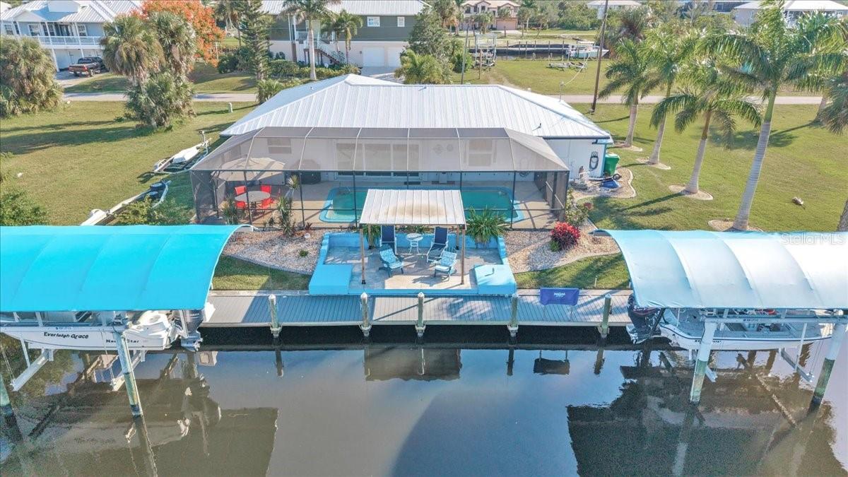 Listing photo id 43 for 24260 Henry Morgan Boulevard