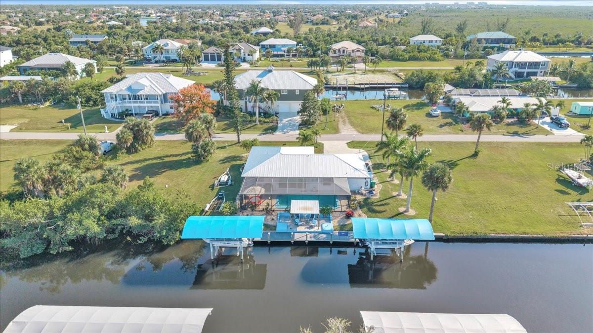 Listing photo id 44 for 24260 Henry Morgan Boulevard