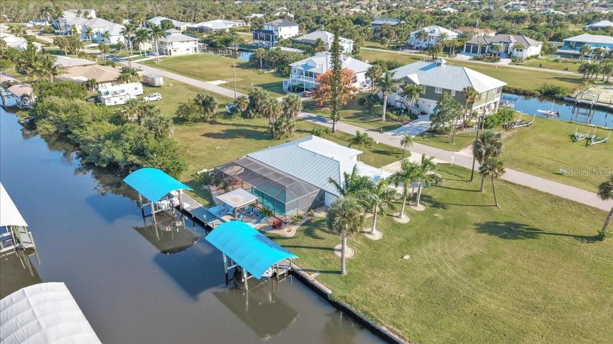 Listing photo id 45 for 24260 Henry Morgan Boulevard