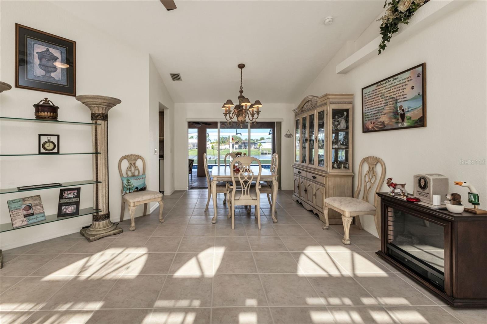 Image 12 of 85 For 259 Viceroy Terrace