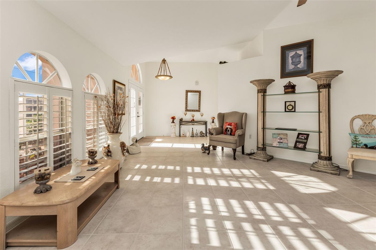 Image 14 of 85 For 259 Viceroy Terrace