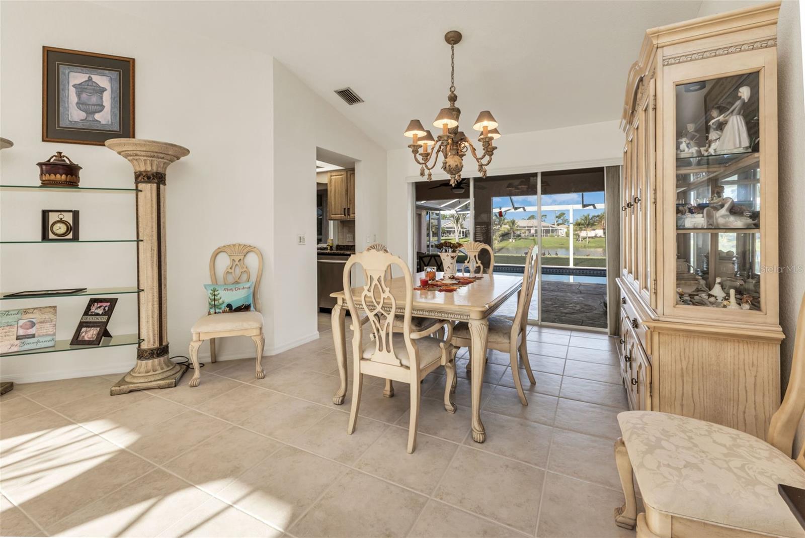 Image 15 of 85 For 259 Viceroy Terrace