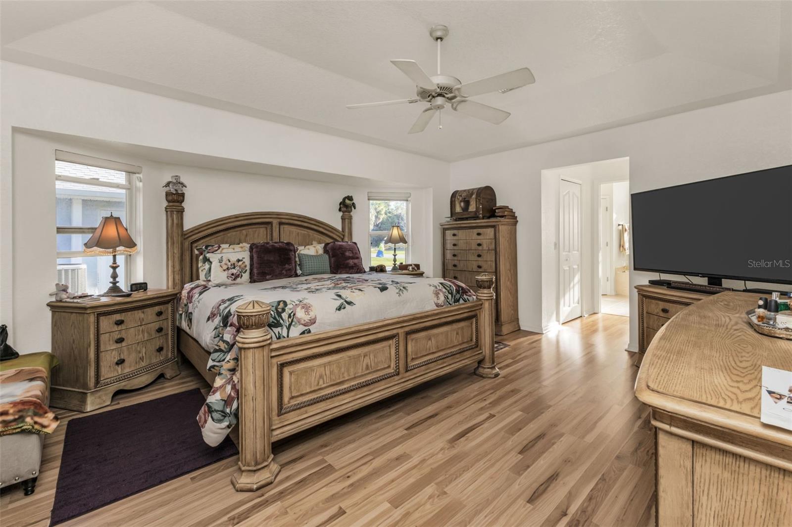 Image 18 of 85 For 259 Viceroy Terrace