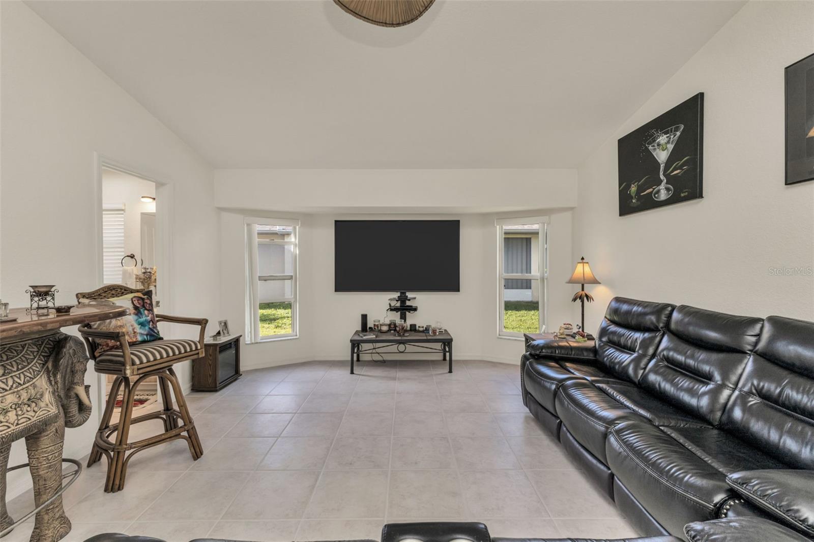 Image 26 of 85 For 259 Viceroy Terrace