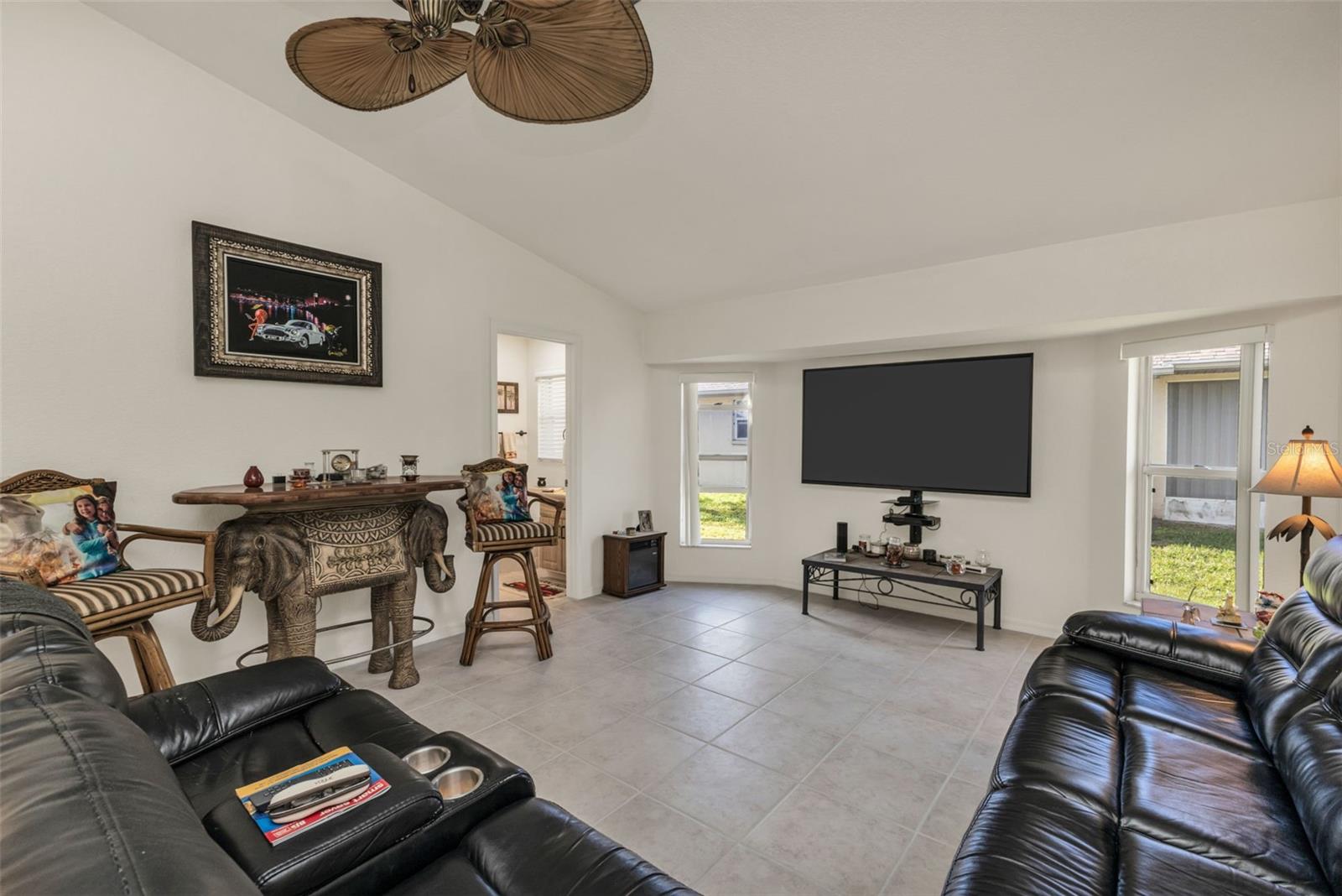 Image 27 of 85 For 259 Viceroy Terrace