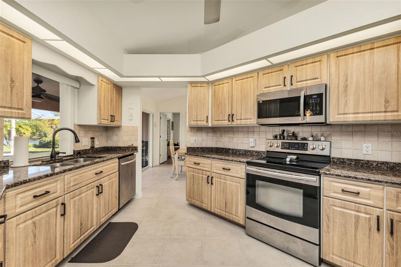 Image 29 of 85 For 259 Viceroy Terrace