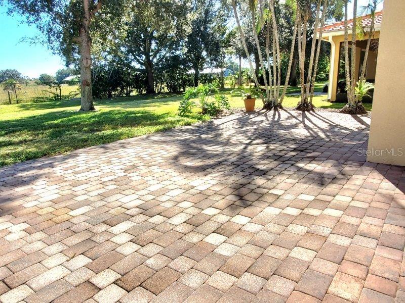 Image 17 of 39 For 4197 River Bank Way