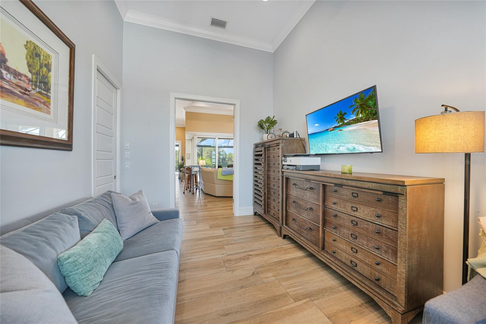 Image 29 of 47 For 3690 Como Street