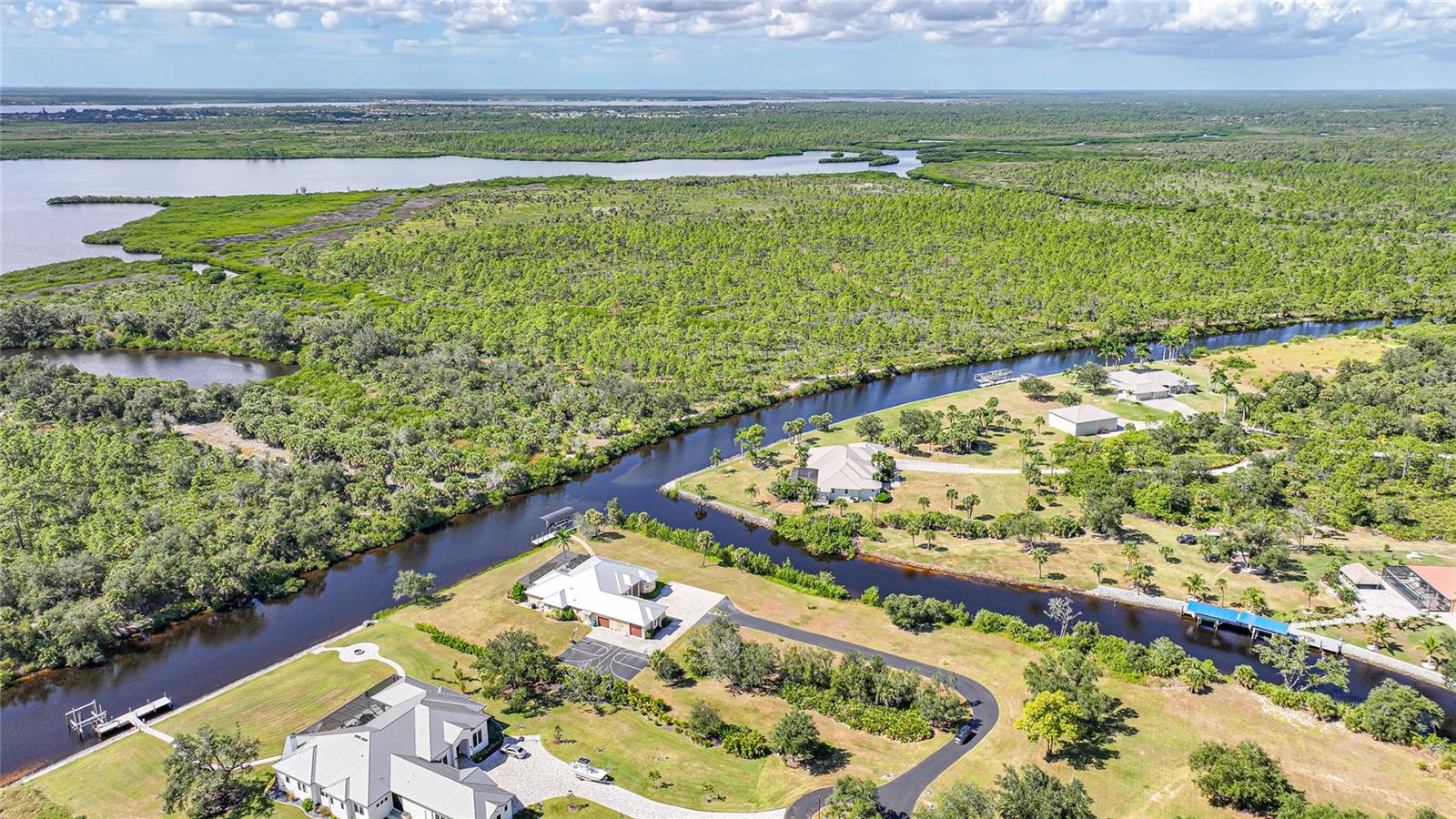 Image 44 of 47 For 3690 Como Street