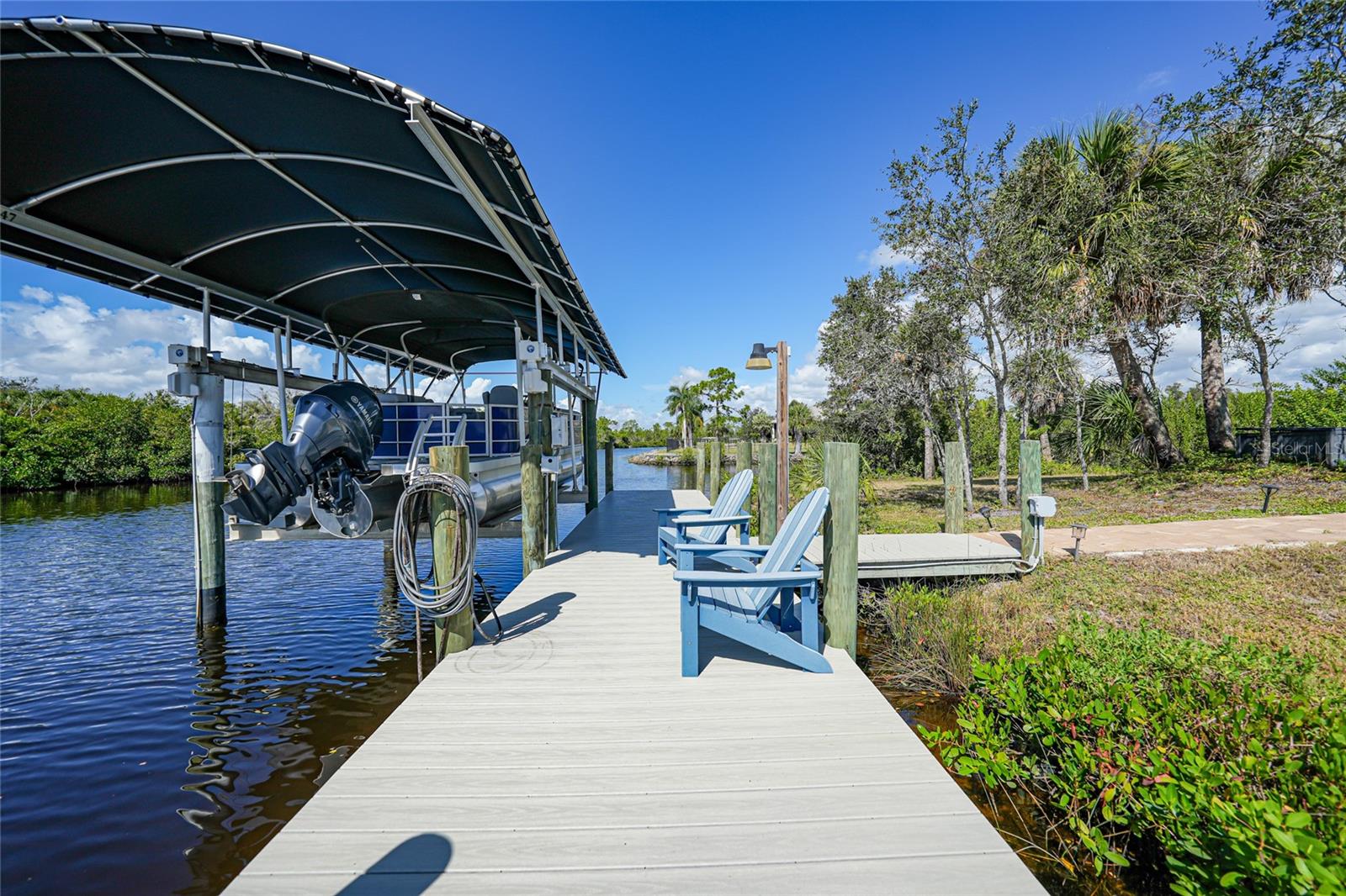 Image 6 of 47 For 3690 Como Street