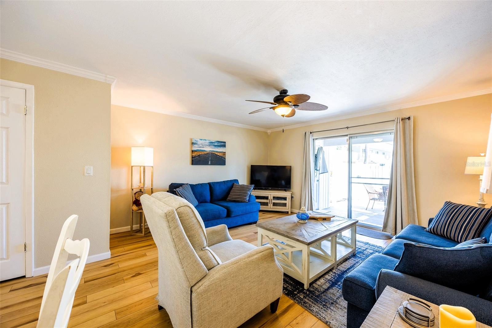 Image 12 of 48 For 6777 Winkler Road 150