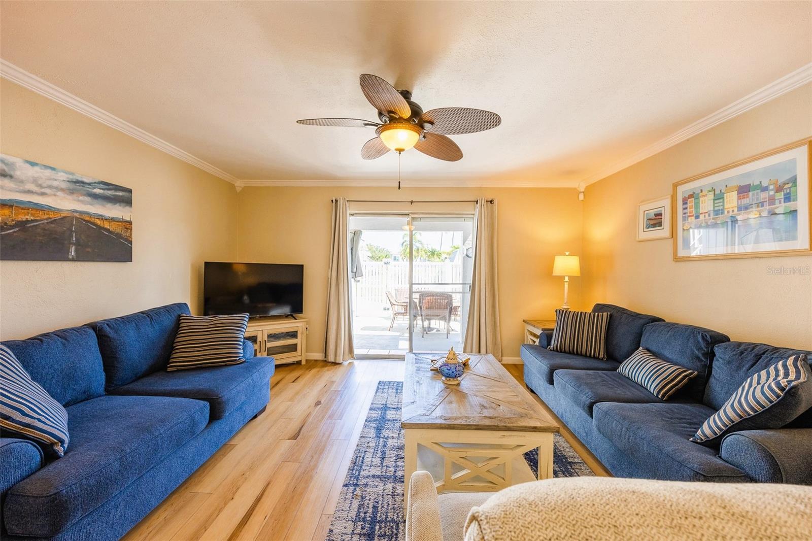 Image 13 of 48 For 6777 Winkler Road 150